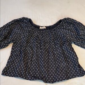 Universal Thread Navy Geometric Crop Blouse